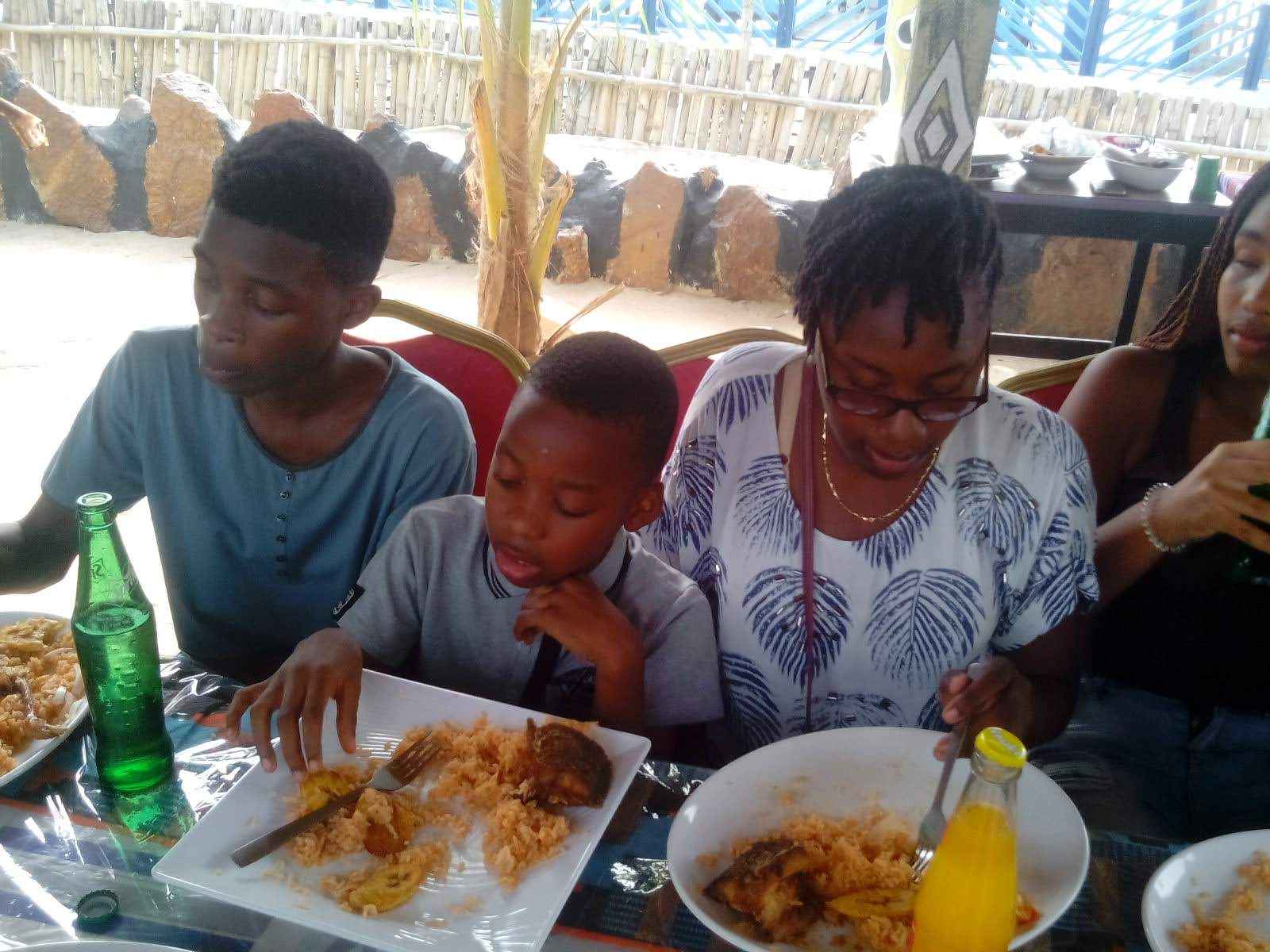 Journée à TOHOLAND